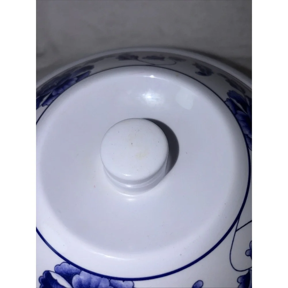 Thunder Group Tar Hong 8010 BL Melamine Serving Bowl Lid Blue White Floral EUC